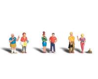 Woodland Scenics A1836 Tourists - HO Scale People (Suit Hornby OO Sets)